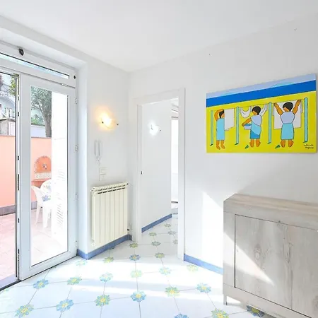 Apartamento Sul Mare Di Ischia - Dimora Per 6 Con Parcheggio